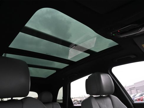 Used 2022 Audi SQ5 Premium Plus image 24