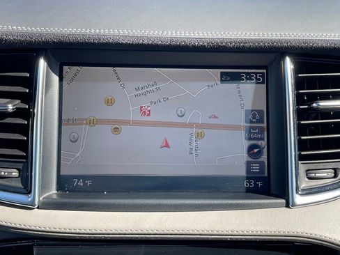 Used 2023 INFINITI QX50 Sensory image 12