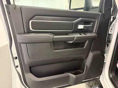 New 2026 RAM 2500 Big Horn AWD/4WD image 11