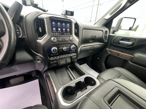 Used 2020 GMC Sierra 2500 Denali w/ Denali Ultimate Package AWD/4WD image 52
