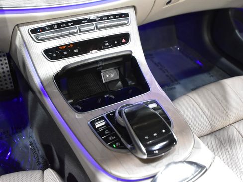 Used 2023 Mercedes-Benz E 450 4MATIC Cabriolet image 43