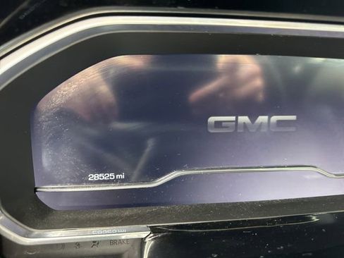 Used 2024 GMC Sierra 1500 Elevation w/ LPO, Elevation Black Package image 7