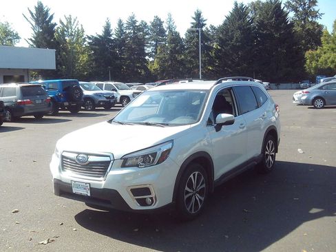 Used 2020 Subaru Forester Limited AWD/4WD image 1