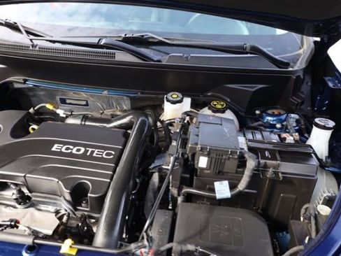 Certified 2022 Chevrolet Equinox LT image 38