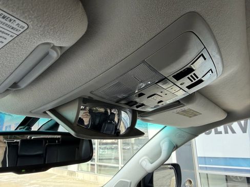 Used 2011 Lexus GX 460 Premium image 28