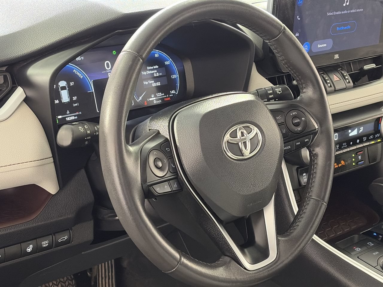 Used 2025 Toyota RAV4 Limited w/ Weather Package AWD/4WD image 14