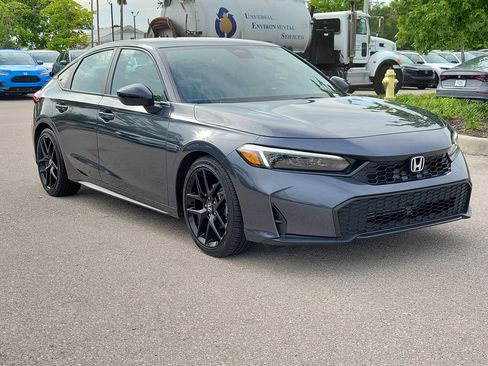 Used 2025 Honda Civic Sport image 31