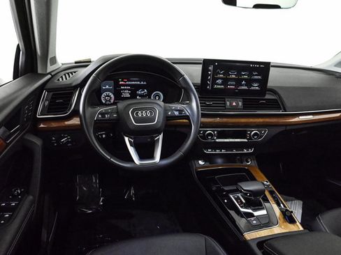 Used 2023 Audi Q5 2.0T Premium Plus w/ Premium Plus Package image 19