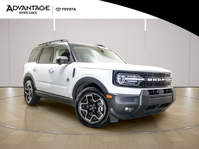 Used 2025 Ford Bronco Sport Outer Banks w/ Outer Banks Tech Package+ AWD/4WD image 2