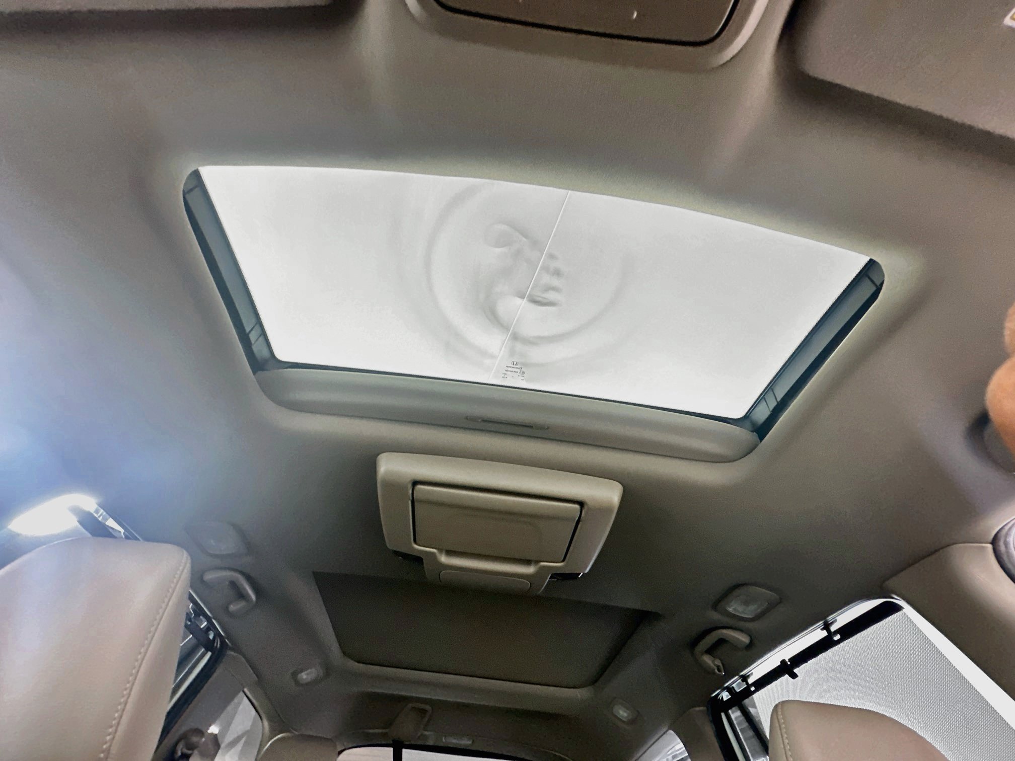 Used 2019 Honda Pilot Elite image 25