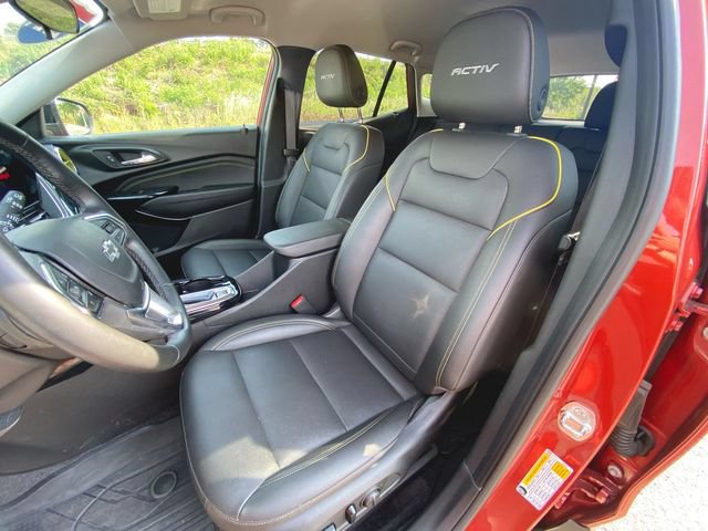 Used 2024 Chevrolet Trax ACTIV w/ Driver Confidence Package FWD image 18