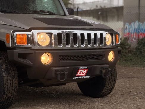 Used 2007 HUMMER H3 image 10
