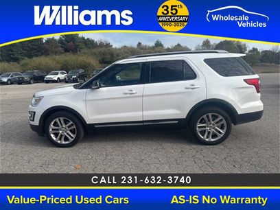 Used 2017 Ford Explorer XLT w/ XLT Technology Feature Bundle