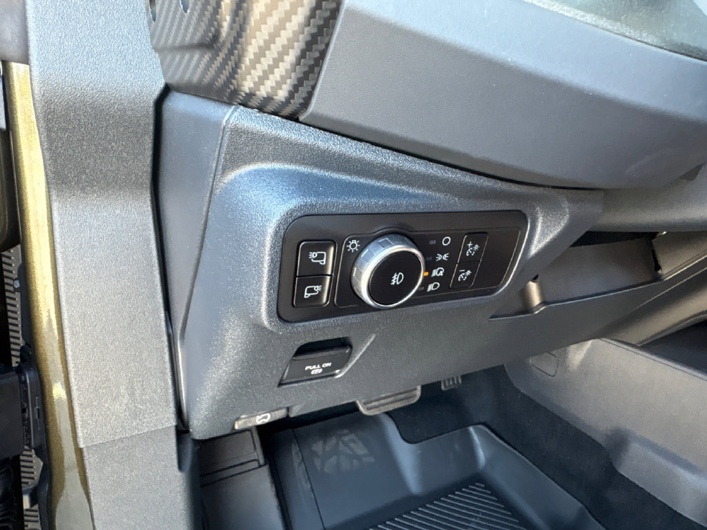 New 2026 Ford Bronco Raptor w/ Interior Carbon Fiber Pack AWD/4WD image 17