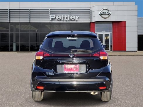 Certified 2024 Nissan Kicks S image 5
