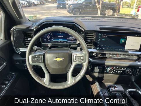 Used 2023 Chevrolet Silverado 1500 LT AWD/4WD image 13