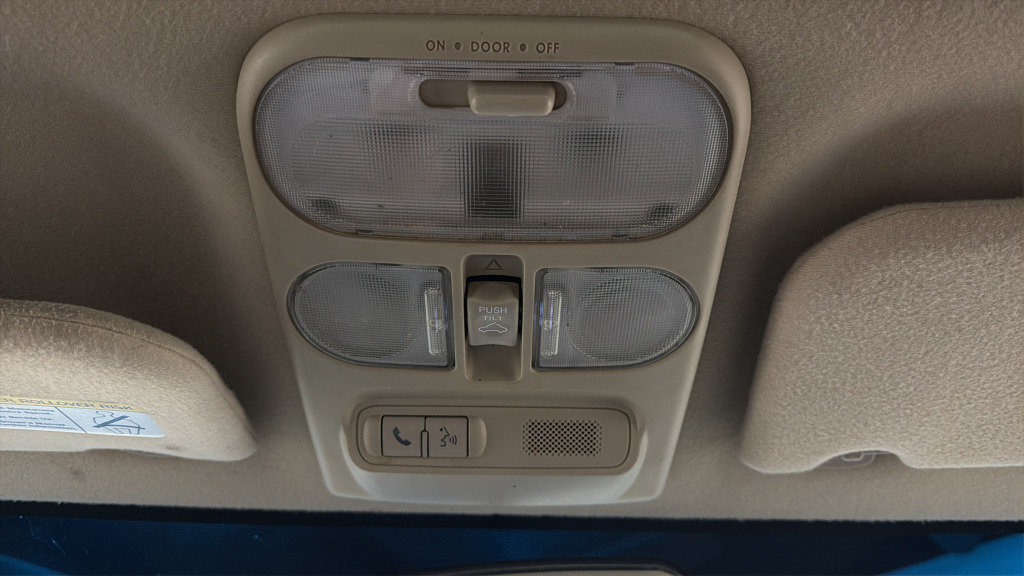 Used 2010 Mitsubishi Endeavor SE AWD/4WD image 22