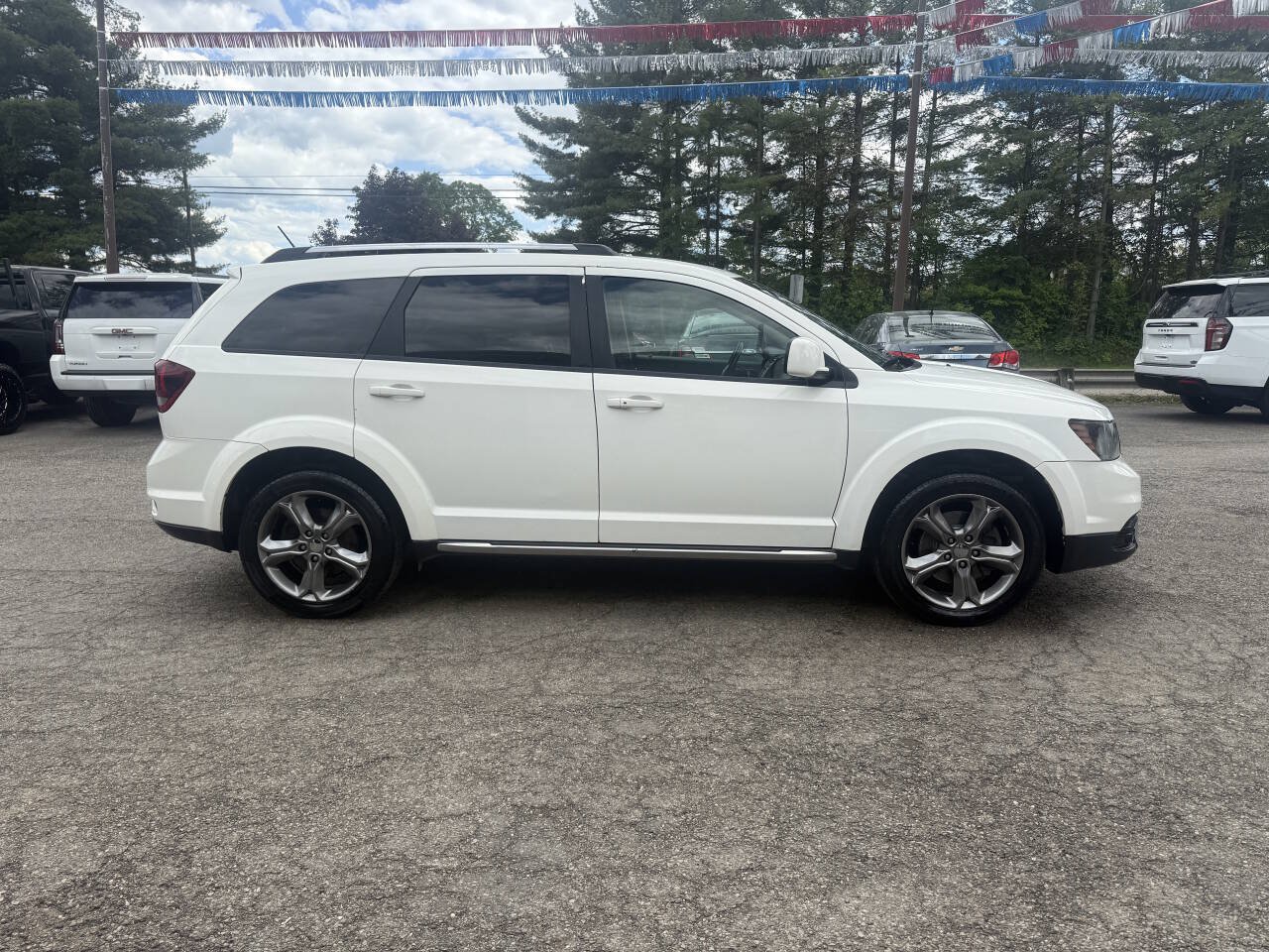 Used 2016 Dodge Journey Crossroad w/ Popular Equipment Group AWD/4WD image 2
