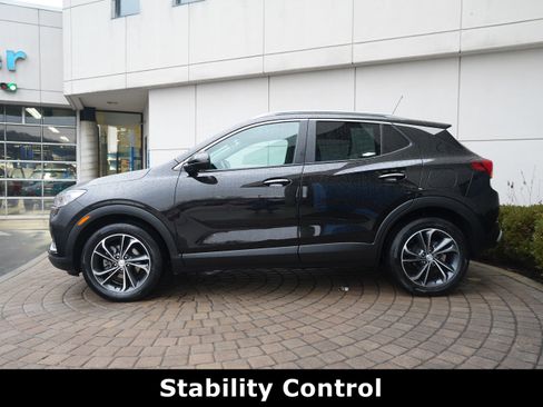 Used 2023 Buick Encore GX Select image 18