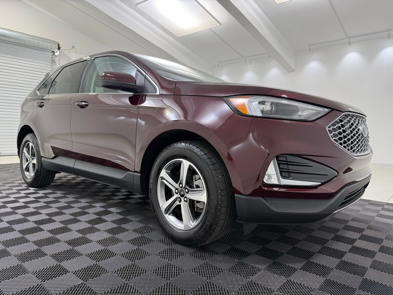 Used 2024 Ford Edge SEL w/ Convenience Package AWD/4WD image 1