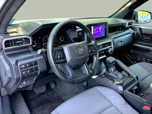 Certified 2025 Toyota Tacoma SR AWD/4WD image 16