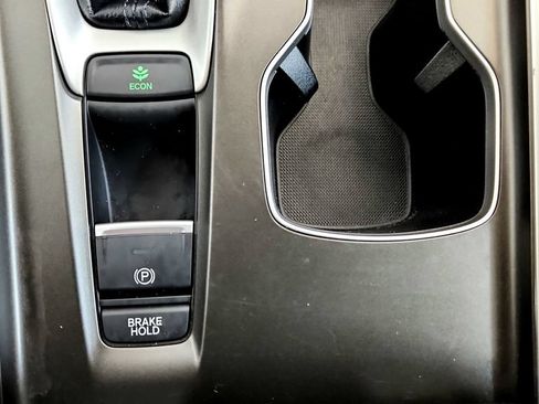 Used 2020 Honda Accord LX image 33