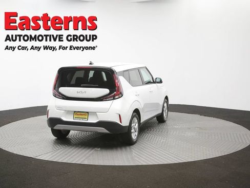 Used 2024 Kia Soul LX w/ Option Group 015 FWD image 35