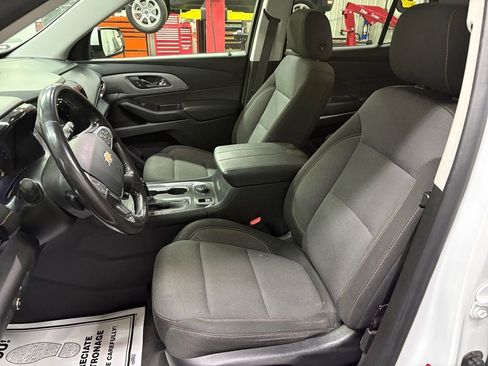 Used 2023 Chevrolet Traverse LT w/ LPO, Floor Liner Package image 10
