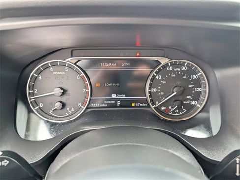 Used 2024 Nissan Rogue SV image 17