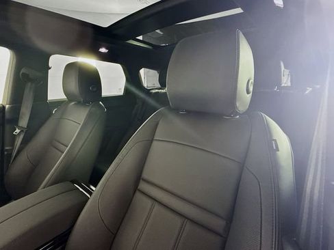 Used 2026 Land Rover Range Rover Evoque Dynamic SE image 17