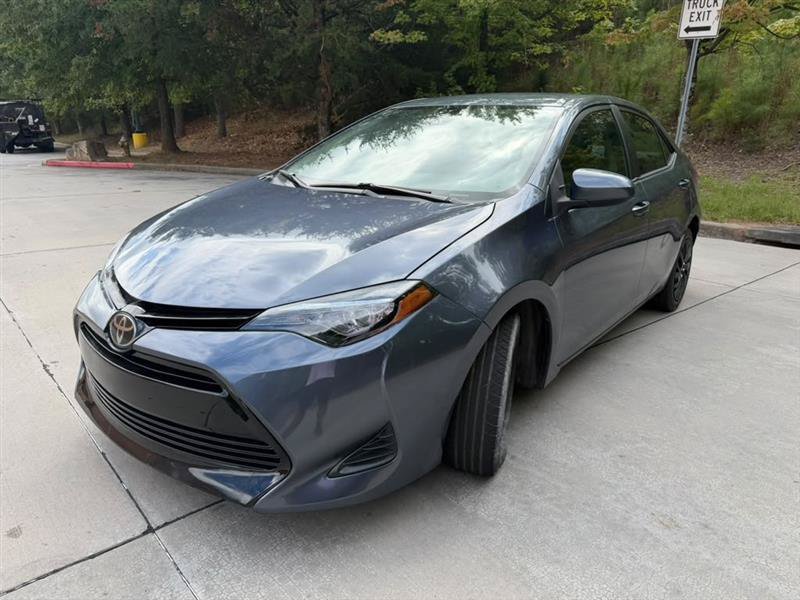Used 2019 Toyota Corolla LE FWD image 3