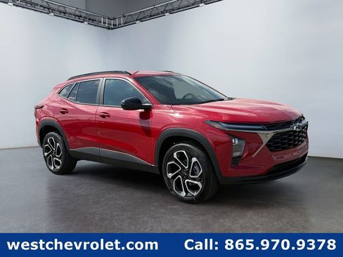 New 2026 Chevrolet Trax RS w/ Driver Confidence Package FWD image 1