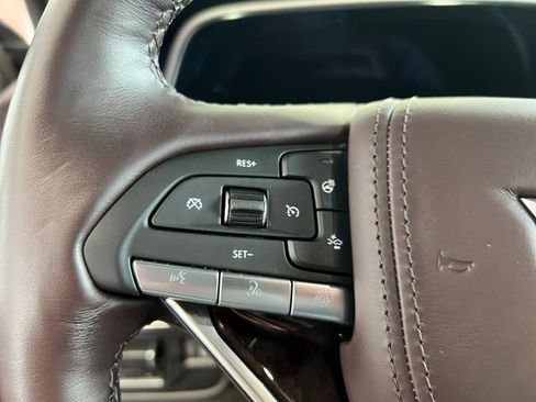 Certified 2023 Cadillac Escalade ESV Sport Platinum w/ LPO, ONYX Package AWD/4WD image 19