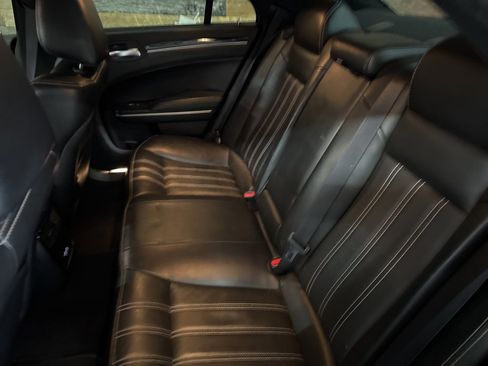 Used 2019 Chrysler 300 S image 14