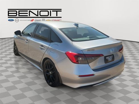 Used 2024 Honda Civic Sport image 7