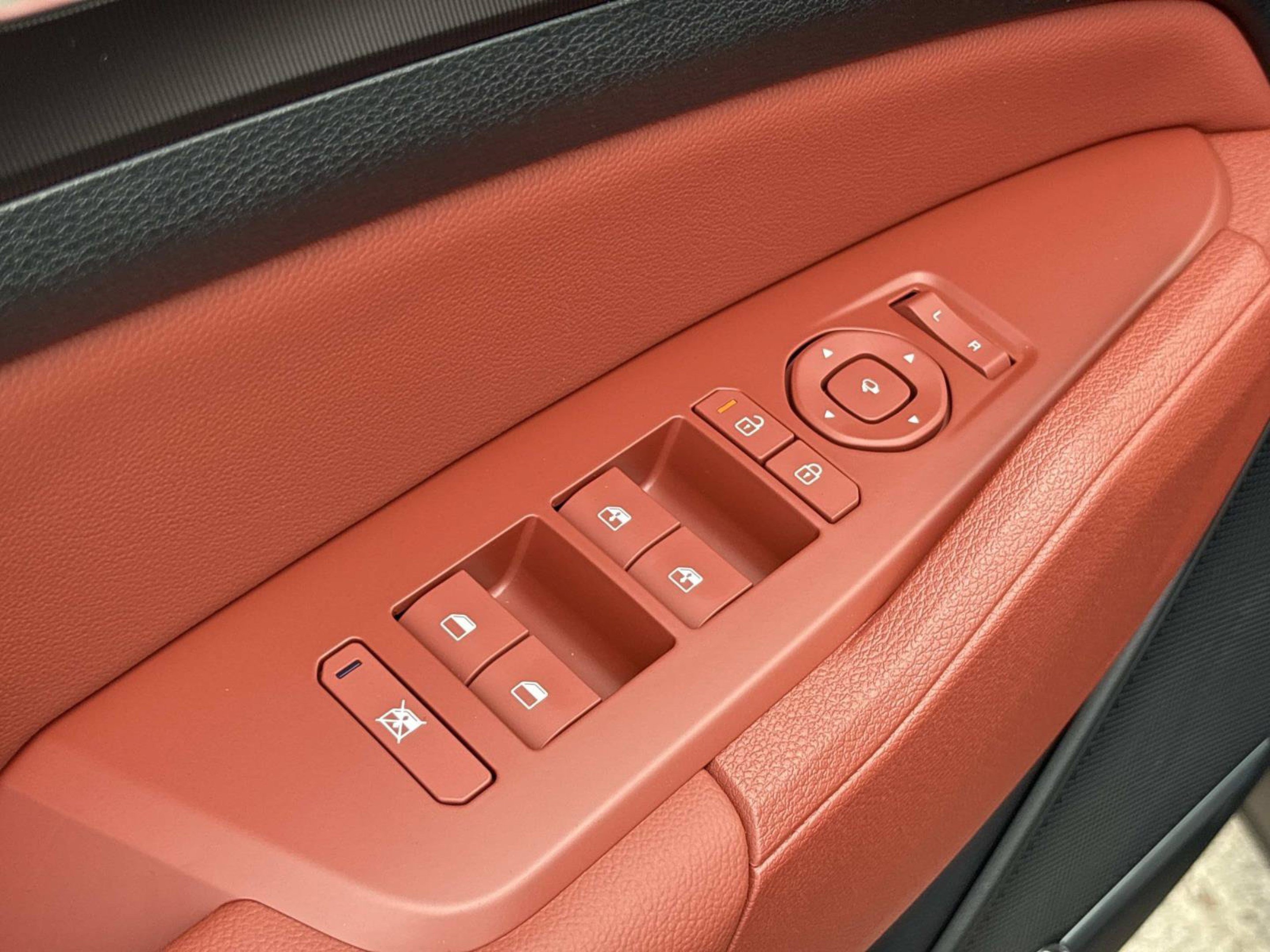New 2027 Kia Sportage SX FWD image 19