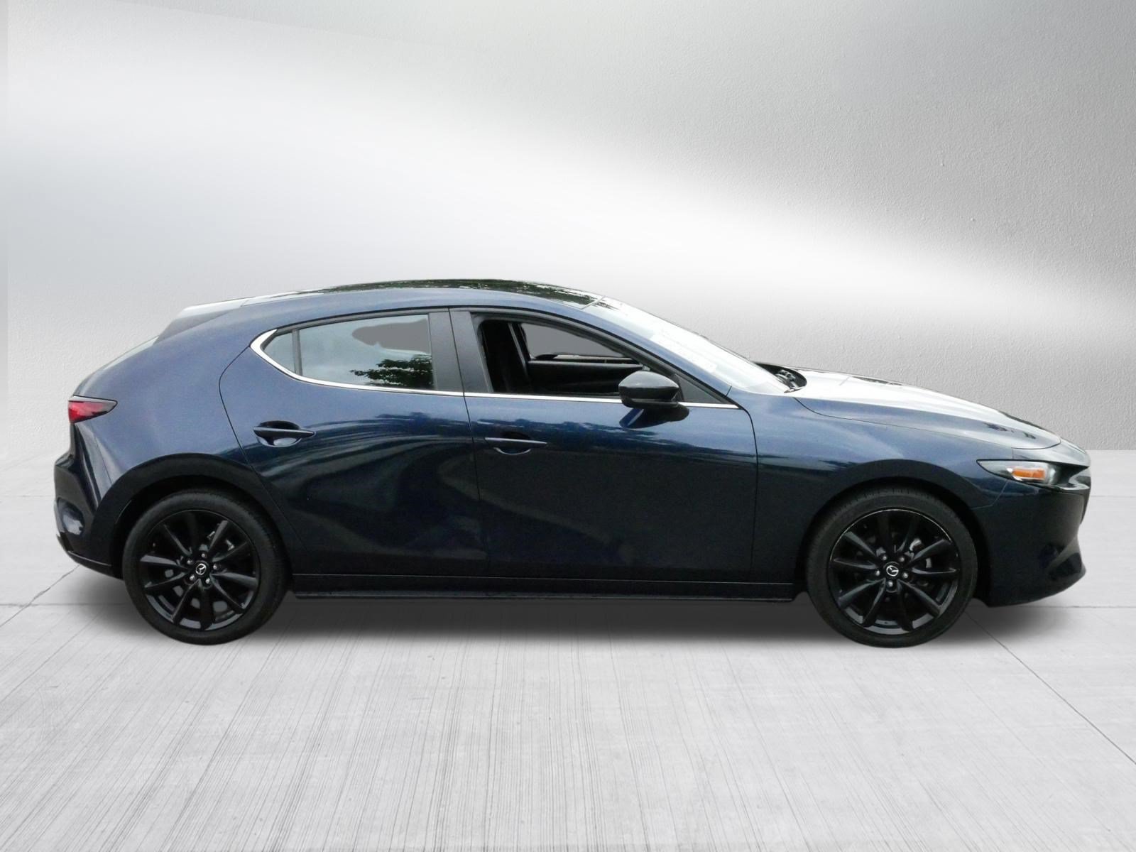 Used 2024 MAZDA MAZDA3 s FWD image 8