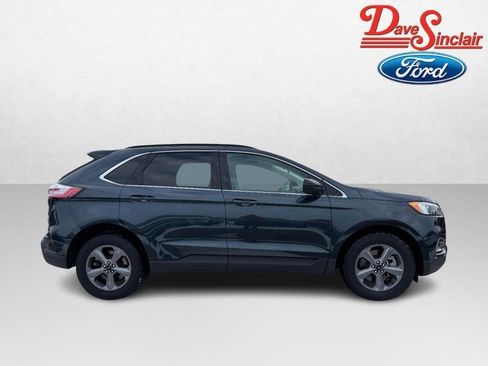 Used 2022 Ford Edge SEL w/ Sport Appearance Package image 5