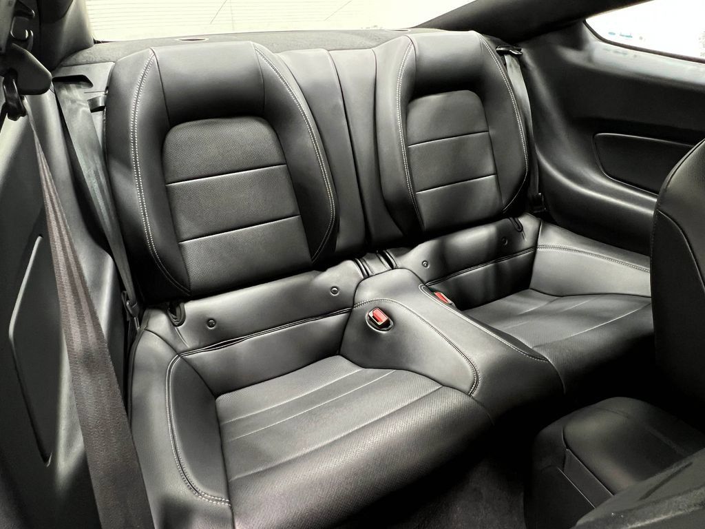 Used 2022 Ford Mustang GT Premium w/ Black Accent Package RWD image 32