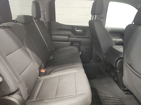 Used 2024 Chevrolet Silverado 1500 Custom Trail Boss w/ Turbomax Blackout Package AWD/4WD image 12