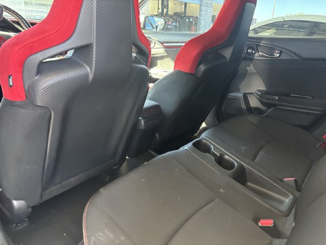 Used 2018 Honda Civic Type R image 13