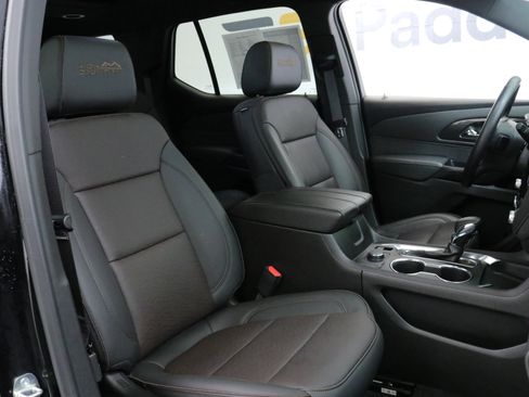 Certified 2023 Chevrolet Traverse High Country image 30
