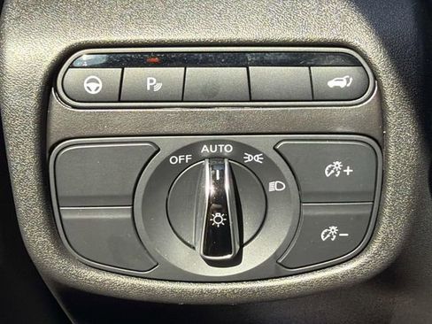 Certified 2025 INFINITI QX50 Luxe AWD/4WD image 24