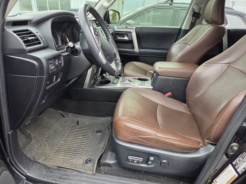 Used 2020 Toyota 4Runner Limited image 4