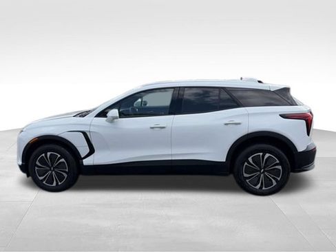 Used 2024 Chevrolet Blazer EV LT AWD/4WD image 6