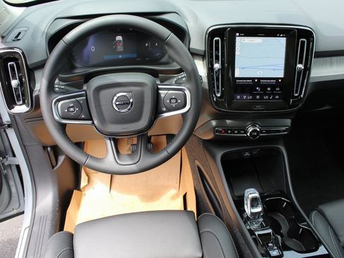 New 2026 Volvo XC40 B5 Plus w/ Protection Package Premier image 16