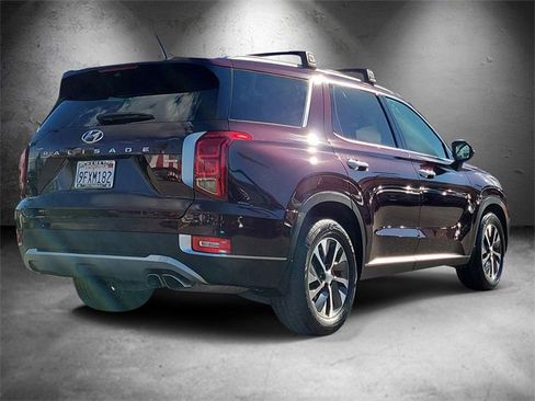 Used 2021 Hyundai Palisade SEL image 3