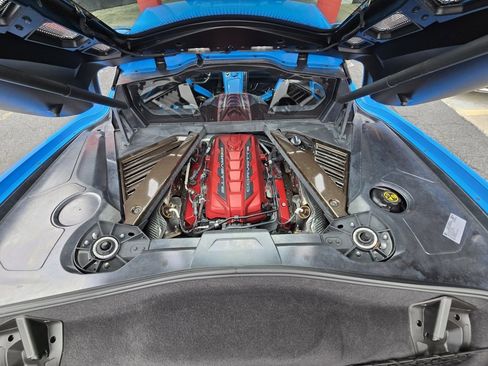 Used 2022 Chevrolet Corvette Stingray w/ Engine Appearance Package image 19