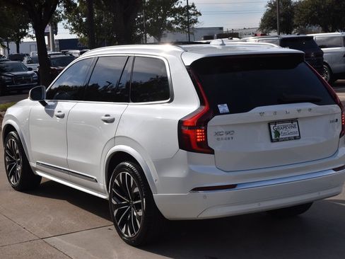 Used 2025 Volvo XC90 B6 Plus image 10