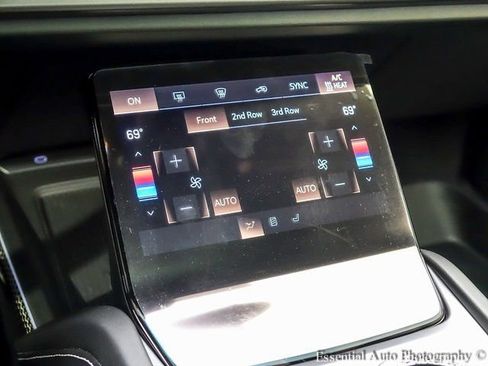 New 2026 Cadillac Vistiq Luxury w/ LPO, Floor Liner Package image 18